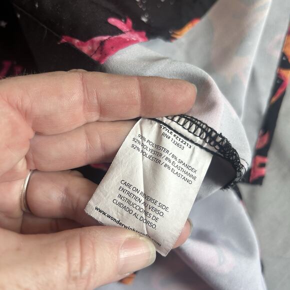 Zoe + Chloe Women's V neck Scrub top Midnight Unicorn dark zodiak Size M - Picture 2 of 5